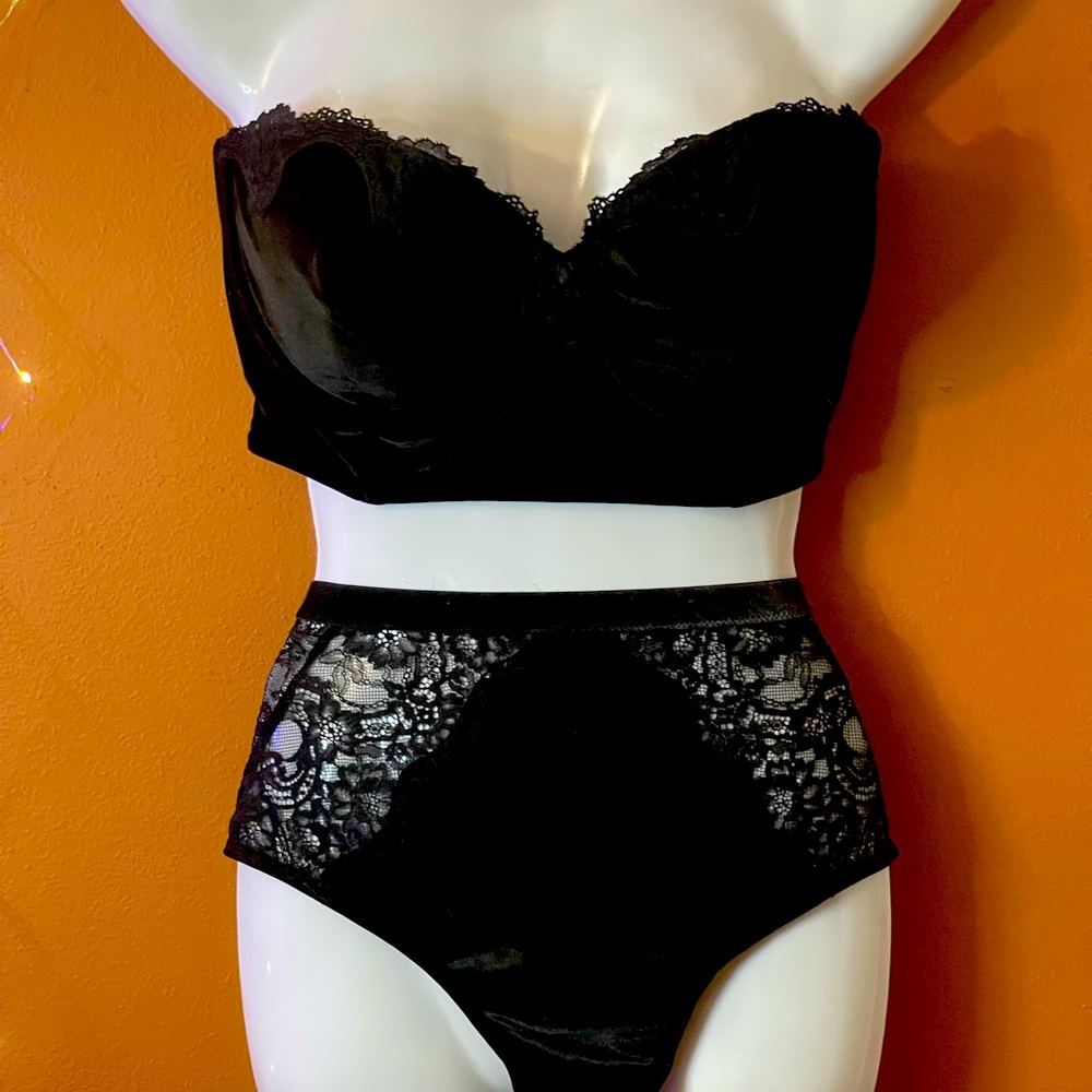 Victoria’s Secret velvet set
